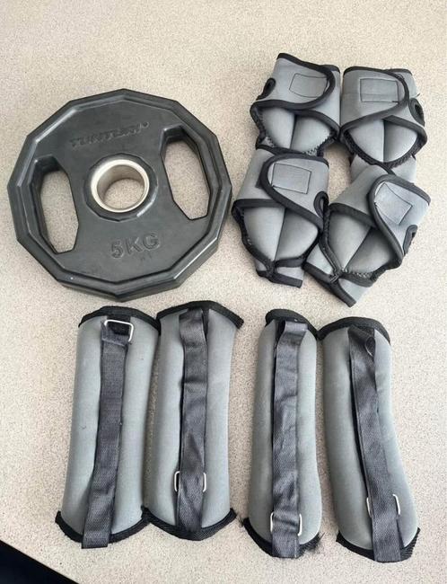 Set van 8 pols-/enkelgewichten + Tunturi halterschijf 5 kg, Sport en Fitness, Fitnessmaterialen, Zo goed als nieuw, Overige typen