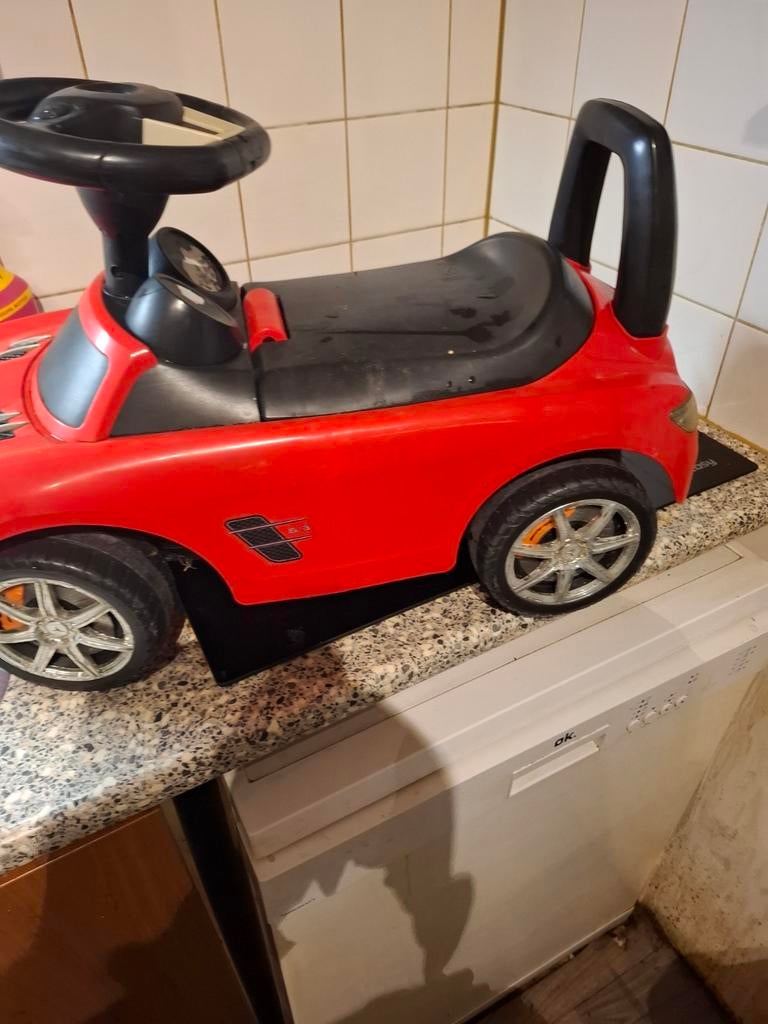 Loopauto en kinderfietsje, Kinderen en Baby's, Speelgoed | Buiten | Voertuigen en Loopfietsen, Ophalen