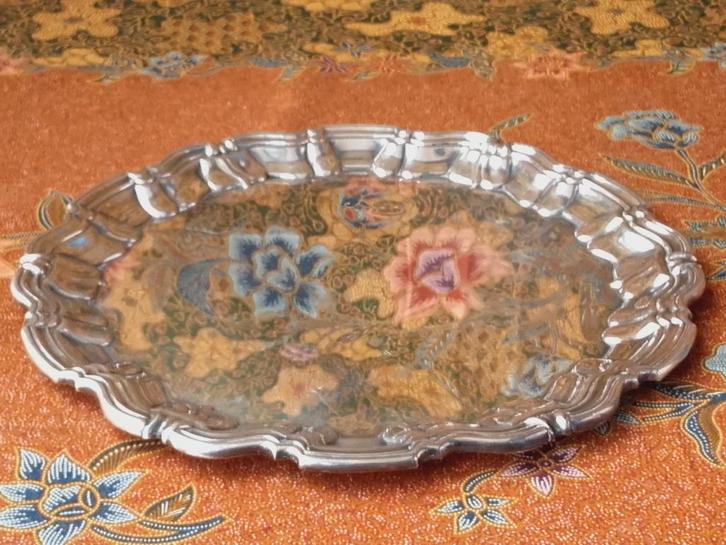 Mooi antiek silverplate dienblad uit Engeland 25,3 cm., Antiek en Kunst, Antiek | Woonaccessoires, Ophalen of Verzenden