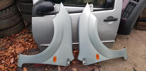 FORD FIESTA VOORSCHERMEN LINKS+RECHTS  BJ 2002 TOT 2007, Auto-onderdelen, Carrosserie en Plaatwerk, Spatbord, Gebruikt, Ophalen of Verzenden