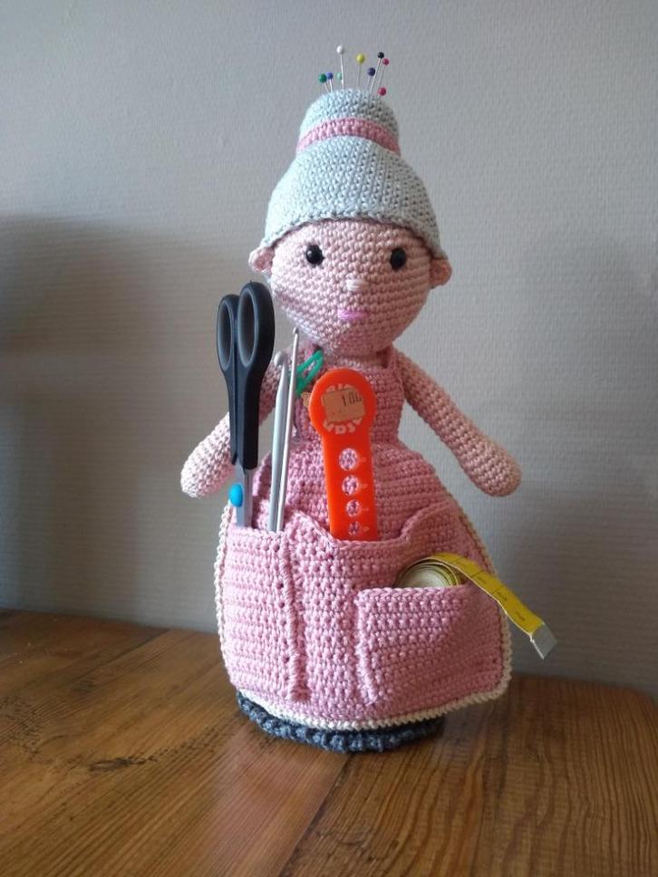 Gehaakte hulpoma, Hobby en Vrije tijd, Breien en Haken, Nieuw, Haken, Naald, Ophalen of Verzenden