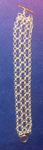 Mooie brede zilverkleurige metalen armband met ringetjes, Verzenden, Zo goed als nieuw, Zilver, Overige materialen