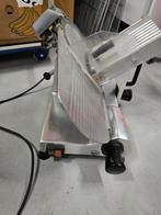 Goed werkende professionele snijmachine, Ophalen