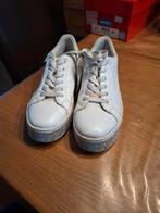 Dames schoen graceland maat 36, Kleding | Dames, Schoenen, Ophalen of Verzenden, Gedragen, Zwart, Sneakers of Gympen