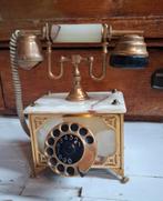 Antieke marmeren telefoon, Ophalen