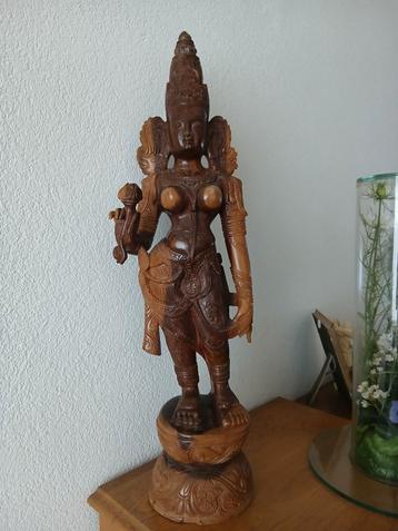 Houten beeld Hindoe godin Parvati ? India Indonesië  beschikbaar voor biedingen