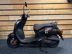 SYM Snorscooter Mio 50 (bj 2013), Fietsen en Brommers, Snorfietsen en Snorscooters, Gebruikt, SYM, Benzine