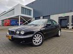 Jaguar X-type 2.5 V6 4WD NAVI PSENSOR 2 X SLEUTELS, Automaat, 196 pk, Gebruikt, Beige
