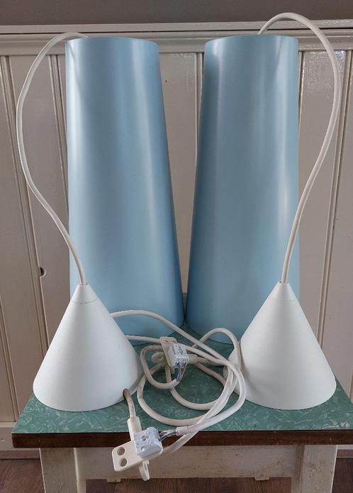 Hanglamp/lamp Ikea Lunta, licht blauw, 2 stuks, Huis en Inrichting, Lampen | Hanglampen, Gebruikt, Minder dan 50 cm, Metaal, Ophalen