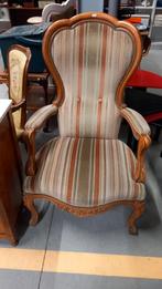 Antieke fauteuil met gestreepte bekleding, Ophalen, Gebruikt