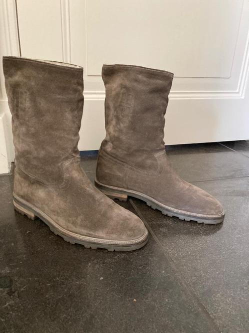 Hugo Boss suède korte laarzen met bontvoering 41, Kleding | Heren, Schoenen, Zo goed als nieuw, Boots, Bruin, Ophalen of Verzenden
