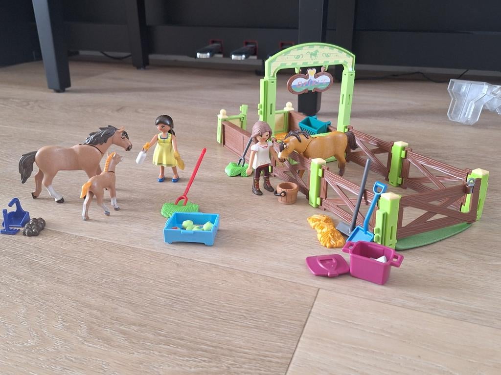 Playmobil spirit 2 sets, Ophalen