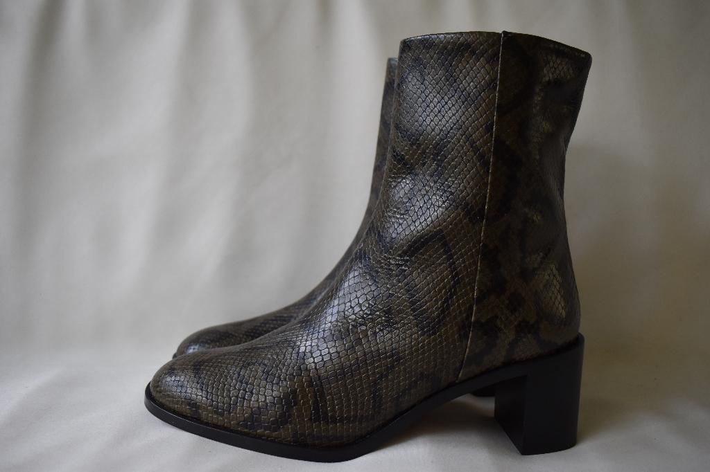 April'26 ATP Atelier maat 41 designer laarzen rits NIEUW, Kleding | Dames, Schoenen, Nieuw, Lage of Enkellaarzen, Overige kleuren