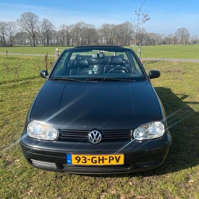 Volkswagen Golf 2.0 Cabriolet 85KW 2000 Zwart, Auto's, Volkswagen, Particulier, Golf, Benzine, Cabriolet, Handgeschakeld, Origineel Nederlands