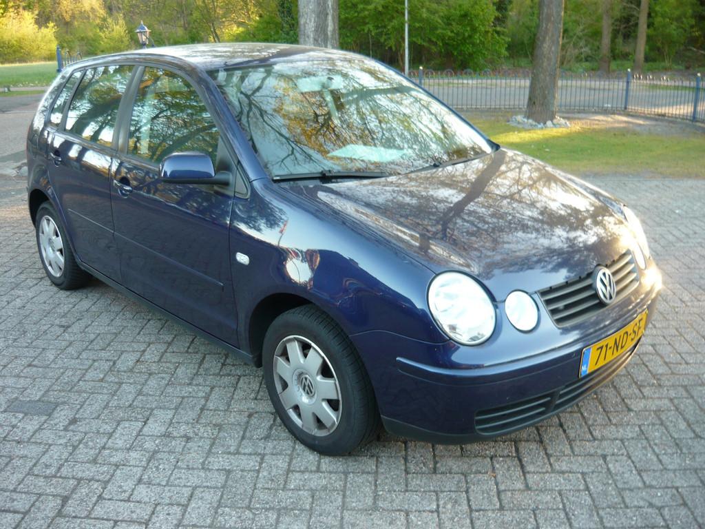 Volkswagen Polo 1.4-16V, Auto's, Volkswagen, Voorwielaandrijving, Stof, 4 cilinders, Blauw