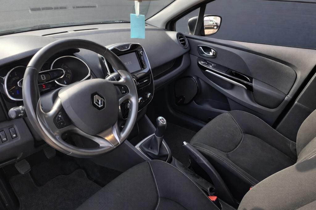 Renault Clio 1.5 dCi Night&Day Navi/Bluetooth/LED ✅, Auto's, Gebruikt, 4 cilinders, 96 €/maand, Zwart