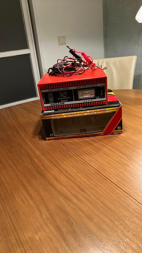 Acculader, Auto-onderdelen, Accu's en Toebehoren, Ophalen of Verzenden, Nieuw