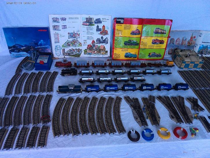 Marklin trein baan met 3 locs., Hobby en Vrije tijd, Modeltreinen | H0, Gebruikt, Treinset, Wisselstroom, Märklin, Ophalen of Verzenden