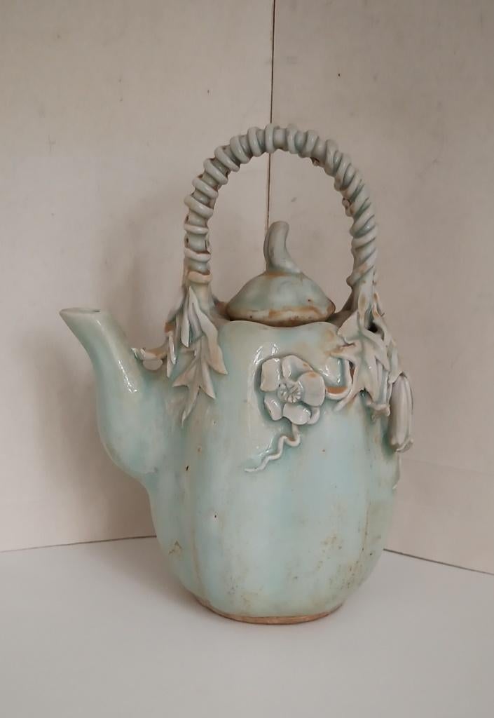 Antiek Chinees Celadon trekpotje theepot lotus bloemen blad, Antiek en Kunst, Antiek | Porselein, Ophalen of Verzenden