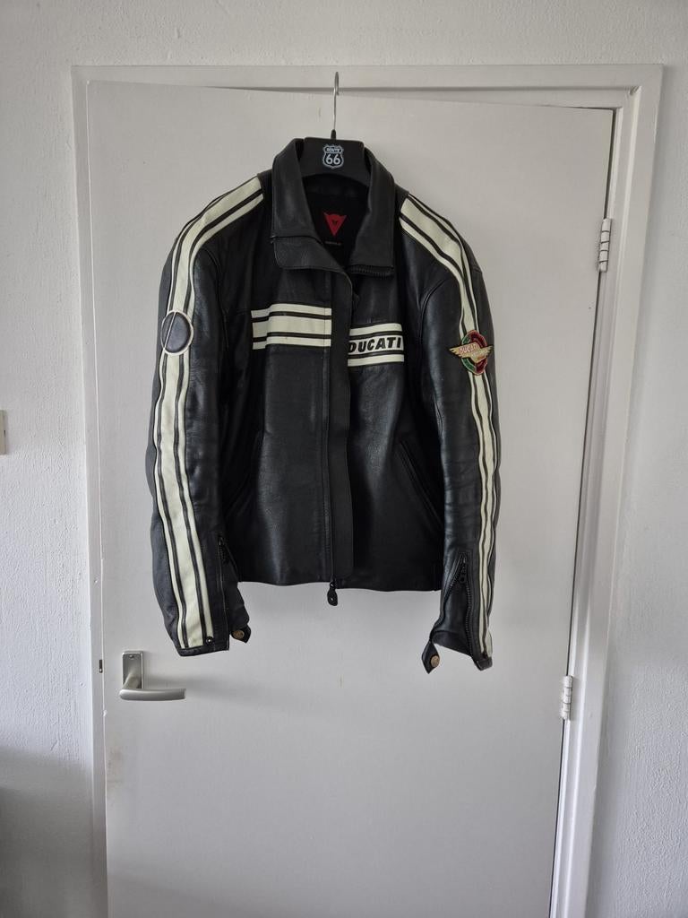 Ducati dainese retro Leren Motorjas maat 52, Motoren, Kleding | Motorkleding, Heren, Jas | leer, Ophalen of Verzenden, Ducati