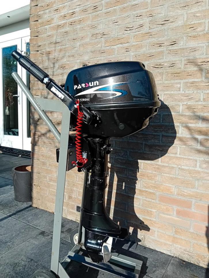 Parsun 4pk en suzuki 4pk, Watersport en Boten, Buiten- en Binnenboordmotoren, Zo goed als nieuw, Benzine, Minder dan 5 pk, Ophalen of Verzenden