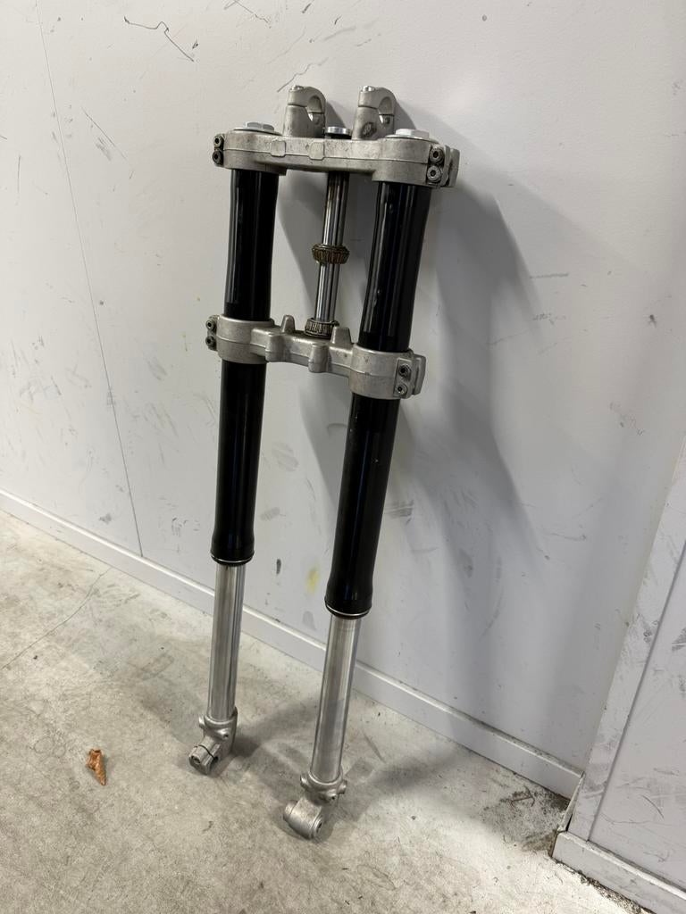 Voorvork USD R16V Beta rr50 Track 2021+, Fietsen en Brommers, Brommeronderdelen | Algemeen, Ophalen of Verzenden, Zo goed als nieuw