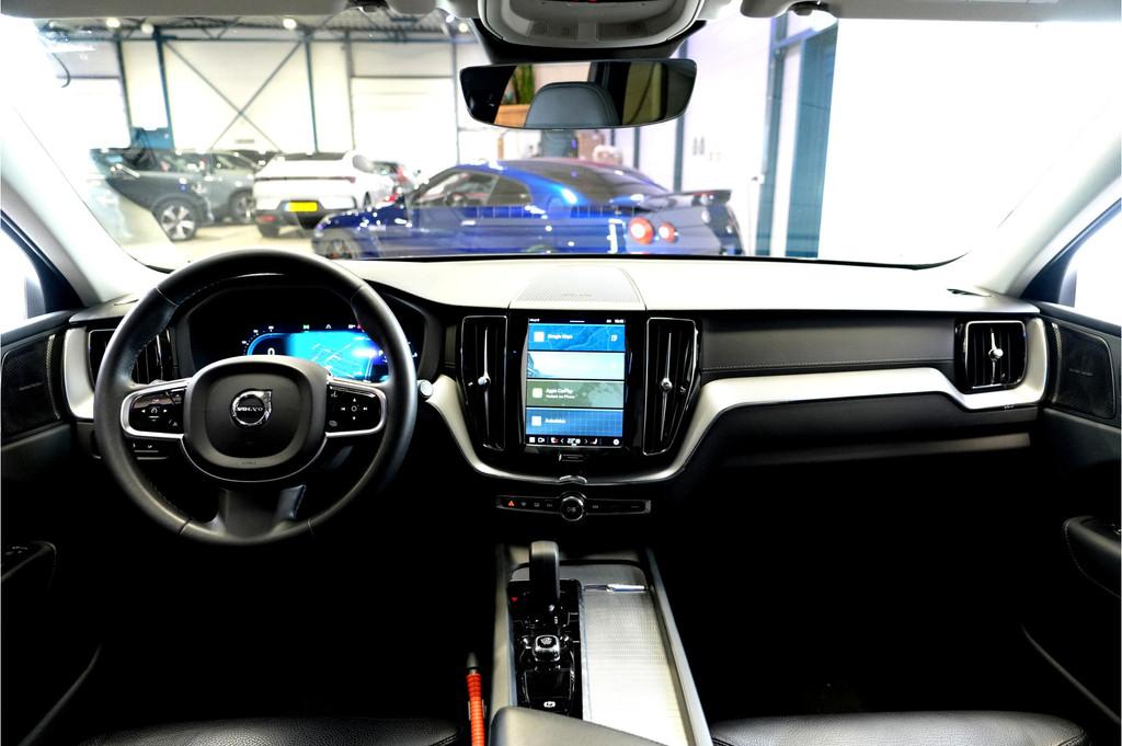 Volvo XC60 2.0 T6 AWD 293kW/399pk Aut8 Ultimate Bright PANOR, Automaat, Gebruikt, 138 €/maand, Zwart