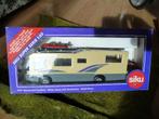 SIKU 3129 MOTOR HOME & ACCESOIRES ( bootje & scooter) M/B, Ophalen of Verzenden, Nieuw, Bus of Vrachtwagen, SIKU