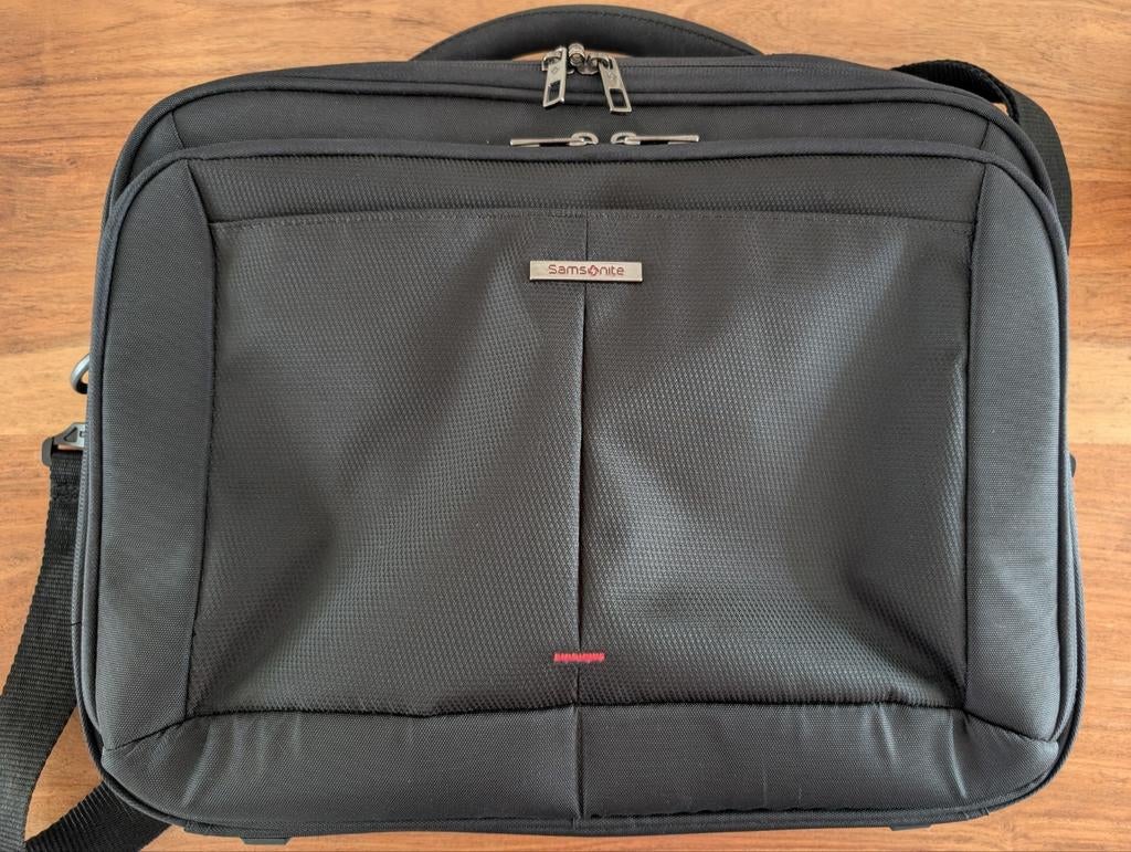 Samsonite laptoptas 15.6 inch, Computers en Software, Laptoptassen, Ophalen of Verzenden, Zo goed als nieuw