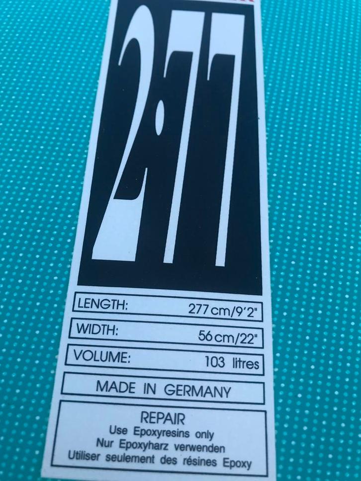 Mooie Mistral Screamer Windsurfplank te koop, Watersport en Boten, Windsurfen, Gebruikt, Plank, 250 tot 300 cm, Met vin(nen), Ophalen