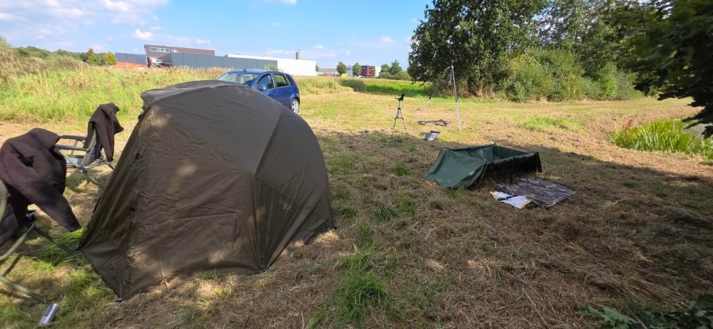 Chub outkast brolly compleet nu af te halen voor 100 €, Watersport en Boten, Hengelsport | Karpervissen, Overige typen, Ophalen
