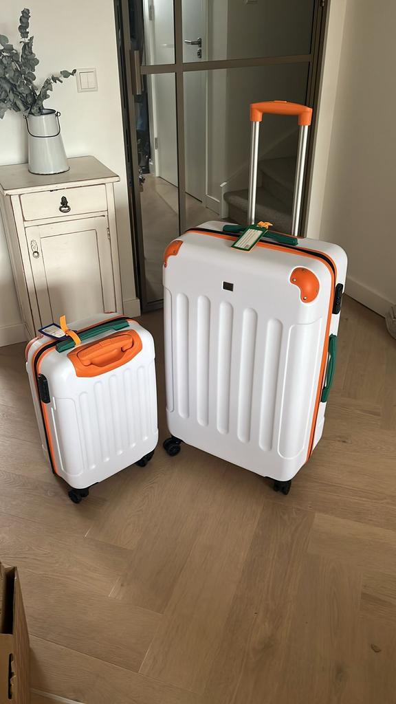 Een grote en een kleine koffer Postcodeloterij, Ophalen of Verzenden, Nieuw, Hard kunststof, 70 cm of meer