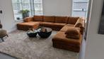 Grote hoekbank u-bank in cognac velours met hocker, Huis en Inrichting, Gebruikt, Hoekbank, 300 cm of meer, Vierpersoons of meer