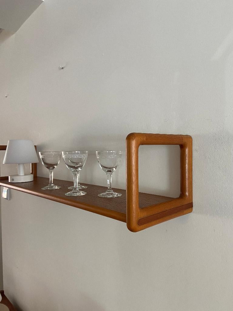 Vintage Deense wandplank van Dyrlund, Huis en Inrichting, Ophalen, Gebruikt