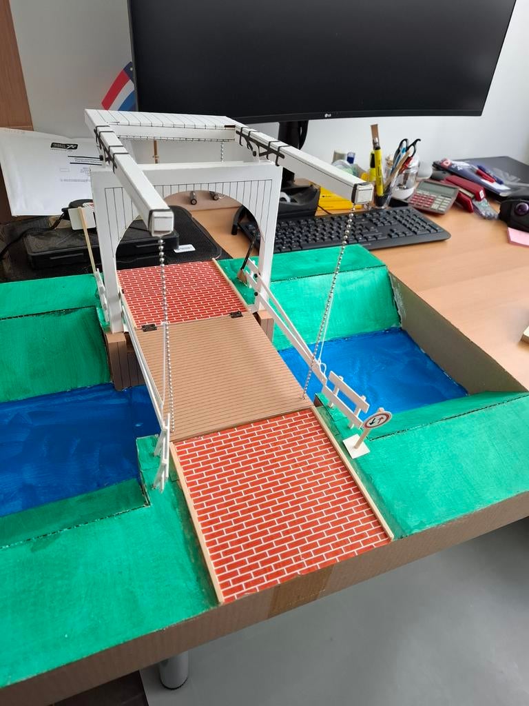 Model ophaalbrug 1:20 - Handgemaakt en gedetailleerd, Ophalen, Groter dan 1:32, Overige merken