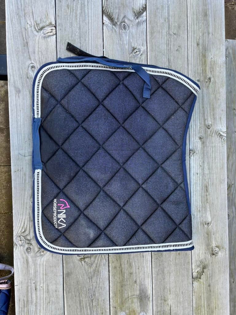 dekjes maat cob, Dieren en Toebehoren, Paarden en Pony's | Dekens en Dekjes, Cob (M), Ophalen of Verzenden, Gebruikt, Dressuurdekje