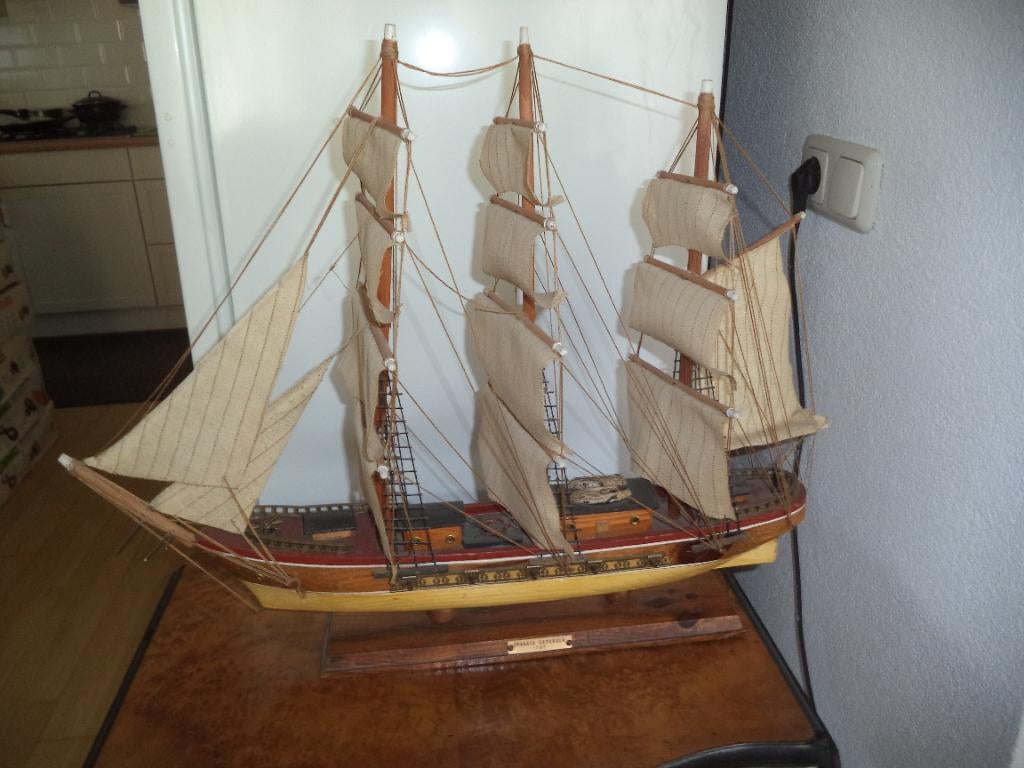 mooi schip--boot, Hobby en Vrije tijd, Modelbouw | Boten en Schepen, Ophalen of Verzenden, Zo goed als nieuw