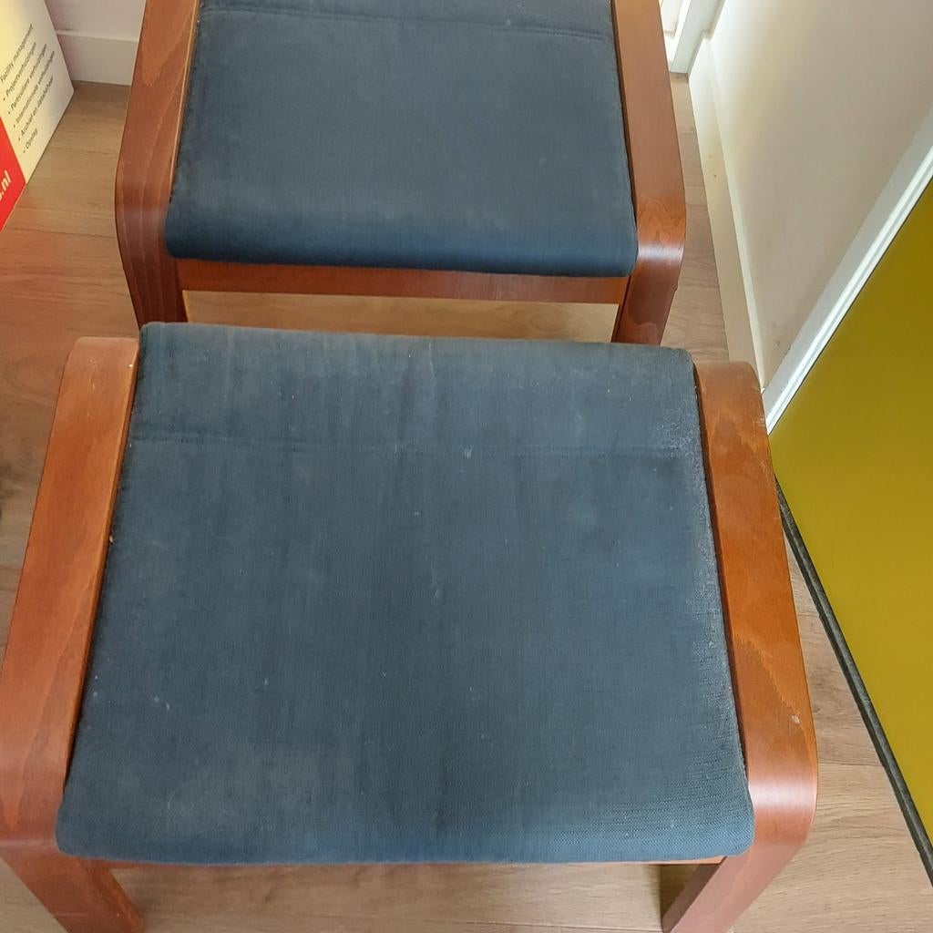 2 Ikea voetenbankjes met stoffen bekleding, Ophalen, Gebruikt, 50 tot 75 cm, Stof