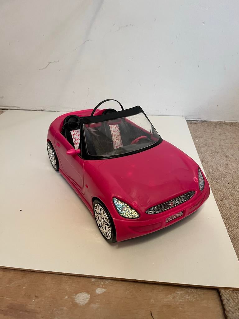 Barbie auto met gordels - roze cabrio, Ophalen of Verzenden, Gebruikt