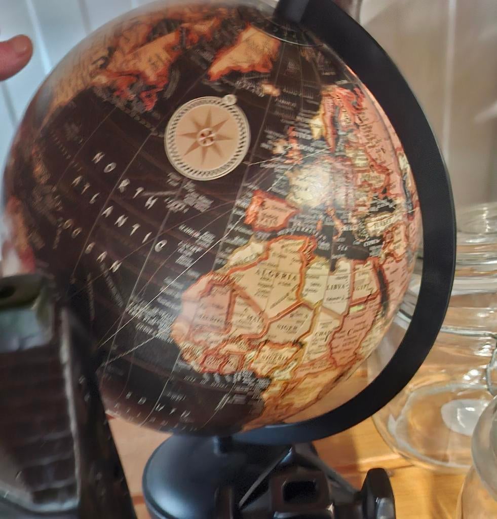 Wereldbol met kompas, Ophalen of Verzenden