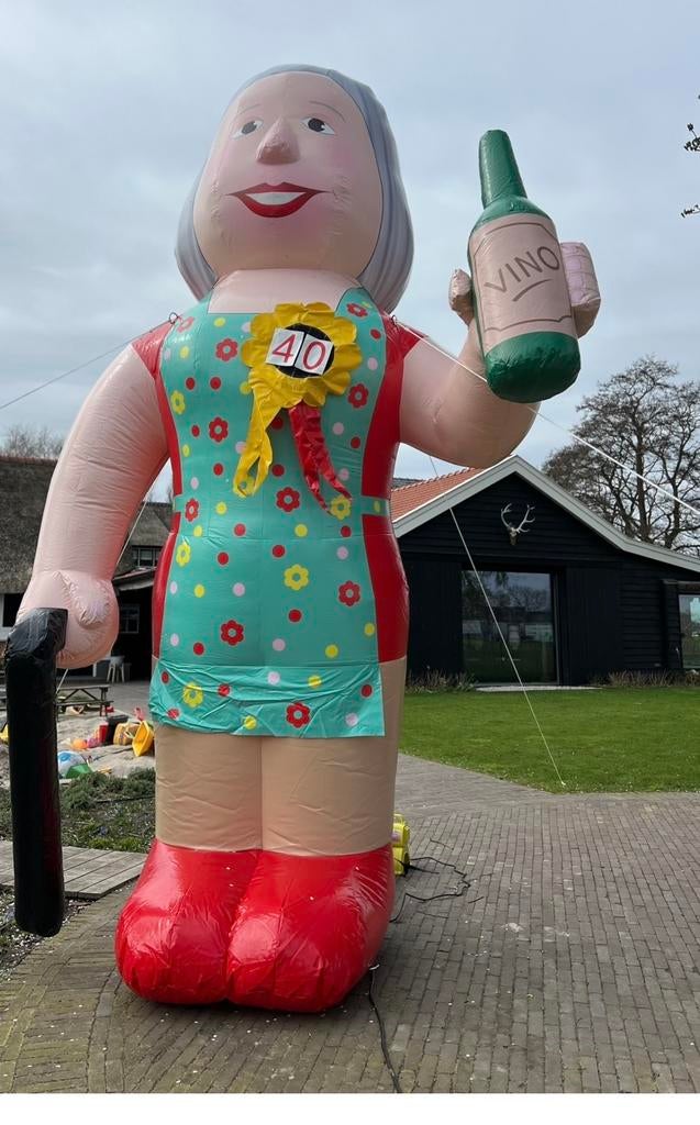 Sarah opblaaspop te huur, Ophalen, Gebruikt, Abraham of Sarah