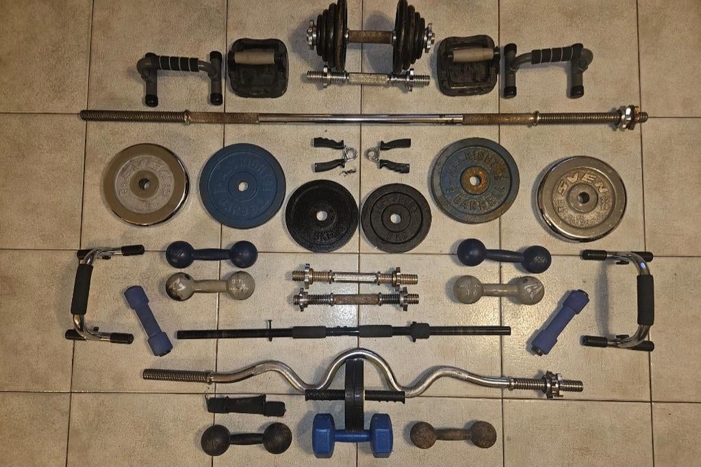Halterset: Halterstang, EZ Curlstang & gewichten: tot +120kg, Ophalen, Gebruikt, Benen, Halterset