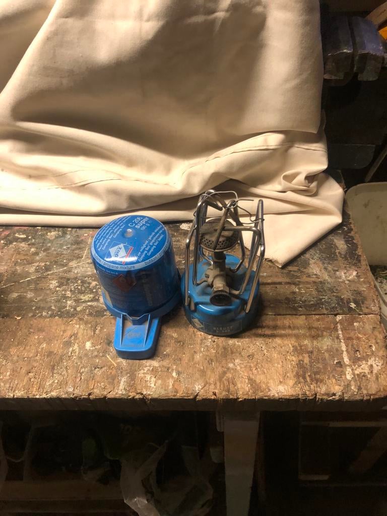 Gasstel met gasflesje, Caravans en Kamperen, Kampeeraccessoires, Ophalen, Gebruikt