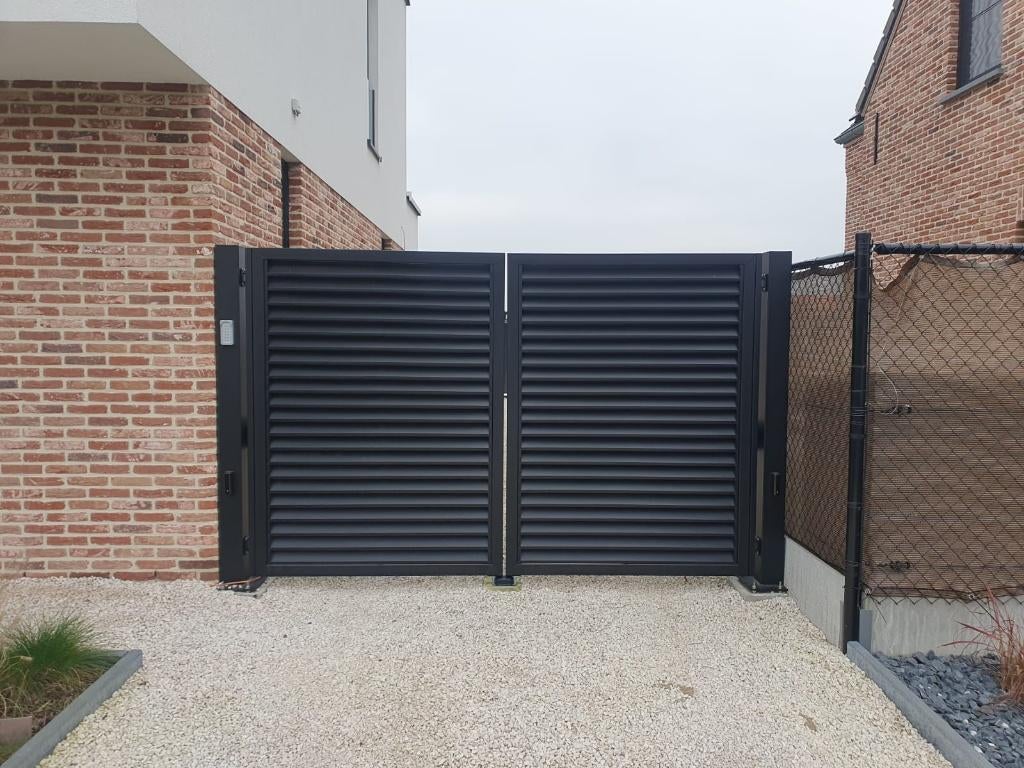 Dichte poort uit voorraad leverbaar model: Denver 400x180cm, Tuin en Terras, Met poort, Nieuw, IJzer, Spijlenhekwerk