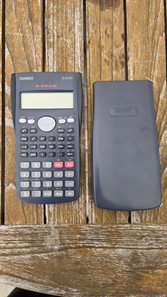 Casio fx-82MS rekenmachine, Diversen, Rekenmachines, Ophalen, Zo goed als nieuw