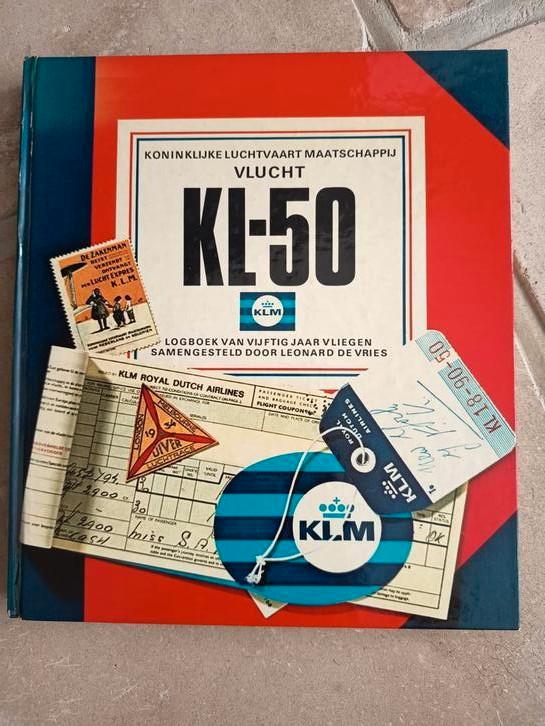 KLM 50 Vlucht Logboek - Jubileumuitgave, Boeken, Auto's | Folders en Tijdschriften, Zo goed als nieuw, Algemeen, Ophalen of Verzenden