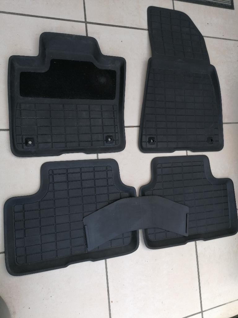 J&J AUTOMOTIVE 3D-rubberen automatten