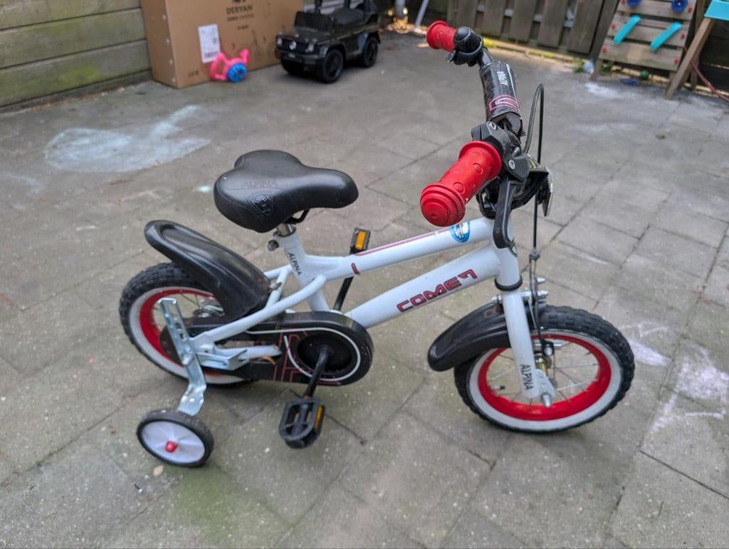 GERESERVEERD, Ophalen