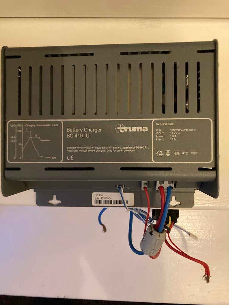 Truma BC 416 IU acculader, Caravans en Kamperen, Caravan accessoires, Ophalen, Gebruikt