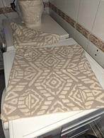 2 Kussenslopen 48x48 cm met patroon, Ophalen of Verzenden, Gebruikt, Beige, Vierkant